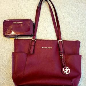 Michael Kors Purse & Wallet Set!